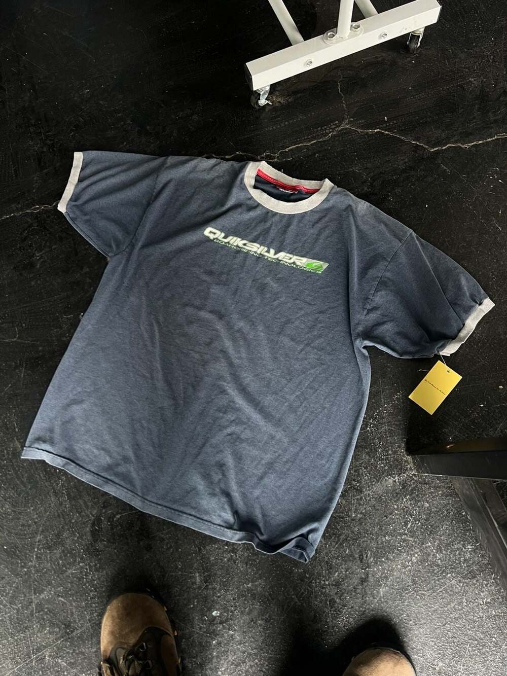 Vintage Quiksilver Boardriding Technologies Ringer T-Shirt XL Gray Blue